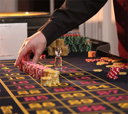 Đề Xuất Nền Tảng Poker Texas Hold'em: Ứng Dụng Đề Xuất Phổ Biến Cho Poker